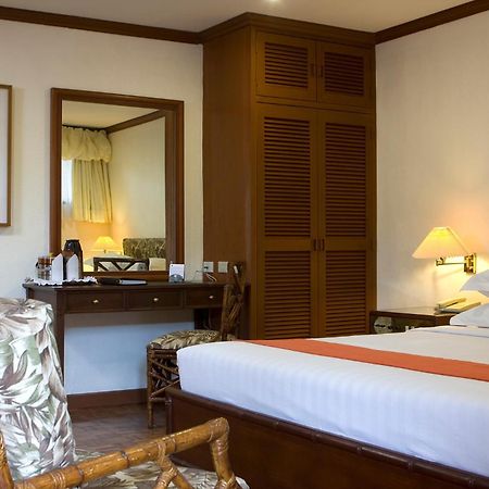 Oasis Hotel Angeles Zewnętrze zdjęcie