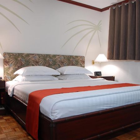 Oasis Hotel Angeles Zewnętrze zdjęcie