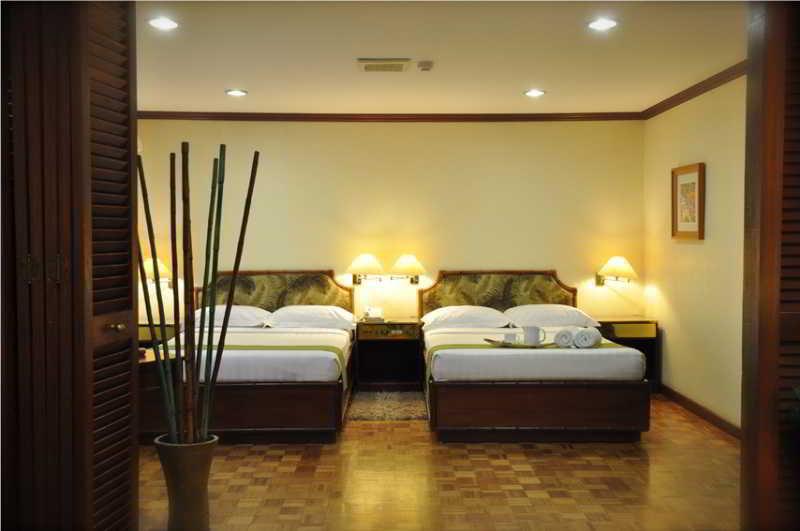 Oasis Hotel Angeles Zewnętrze zdjęcie