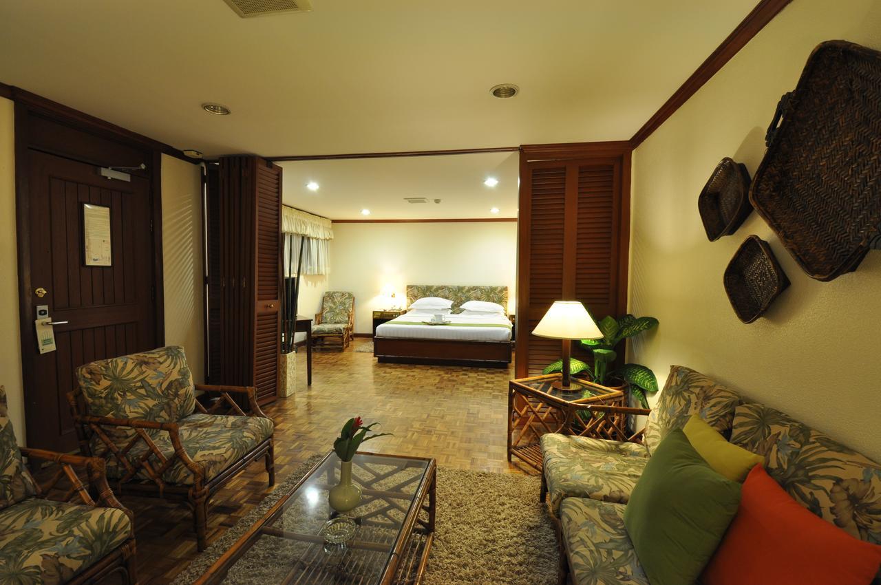 Oasis Hotel Angeles Zewnętrze zdjęcie