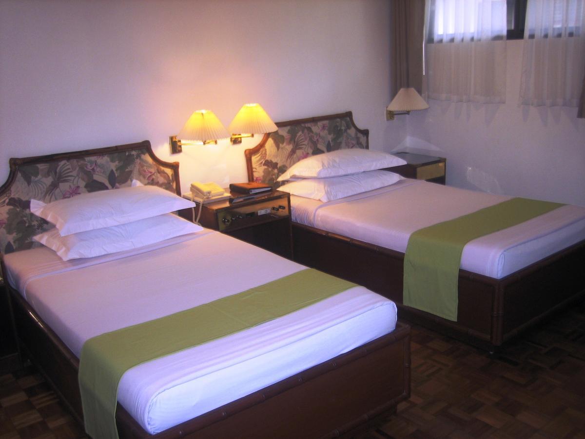 Oasis Hotel Angeles Zewnętrze zdjęcie